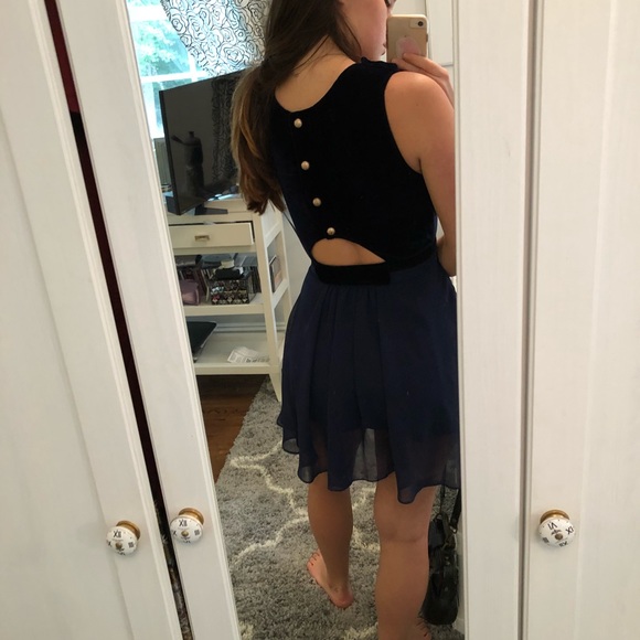 ModCloth Velvet ‘utility vintage inspired dress’ - Picture 5 of 7